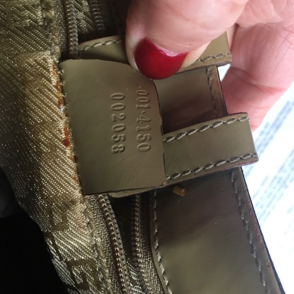 GUCCI purse - Picture 4 of 5